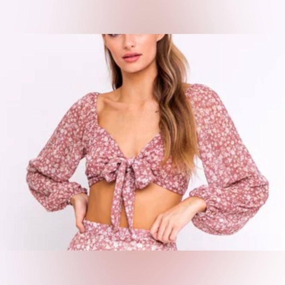 Le Lis Front Tie Top